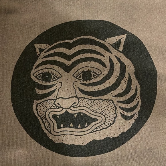 RVCA Hoodie - Picture 4 of 8